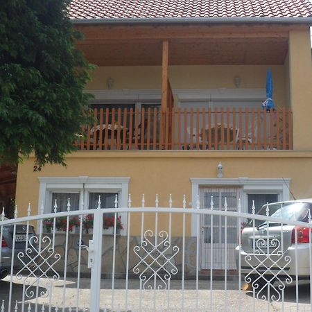 Appartement Ildiko Appertements à Zalakaros Extérieur photo